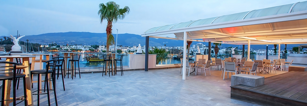 ROOF-TOP BAR